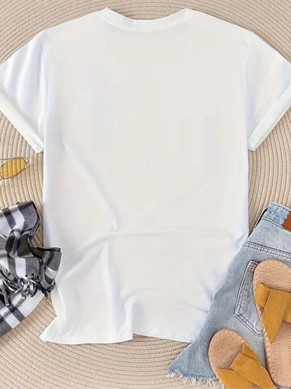 Gingerbread OH SNAP Graphic Tee in White NWT (LARGE) - Picture 2 of 5